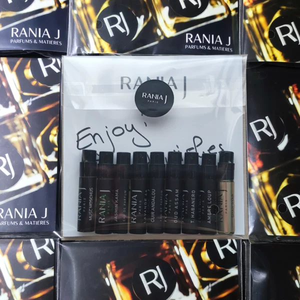 discovery set rania j nine samples daring light perfumes niche barcelona 600x600 - Discovery Set RANIA J