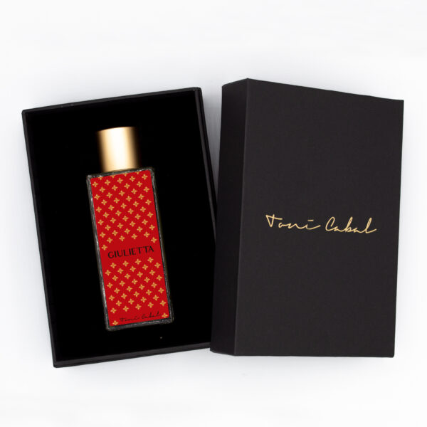 giulietta 100ml box toni cabal daring light perfumes niche barcelona copia 600x600 - Giulietta